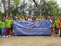 Mono Group and FM100.5 arranged Big Cleaning Day