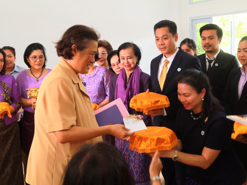 Mono Group greeted H.R.H Princess Maha Chakri Sirindhorn