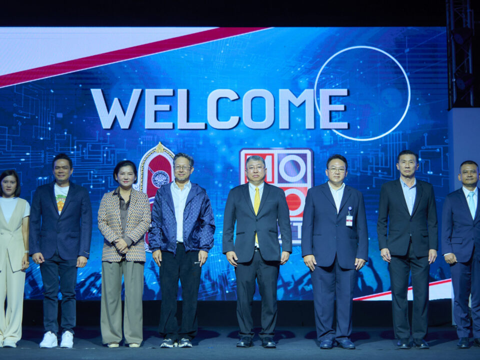 Mono Next welcomes the participants of (Public Organization) Class 11